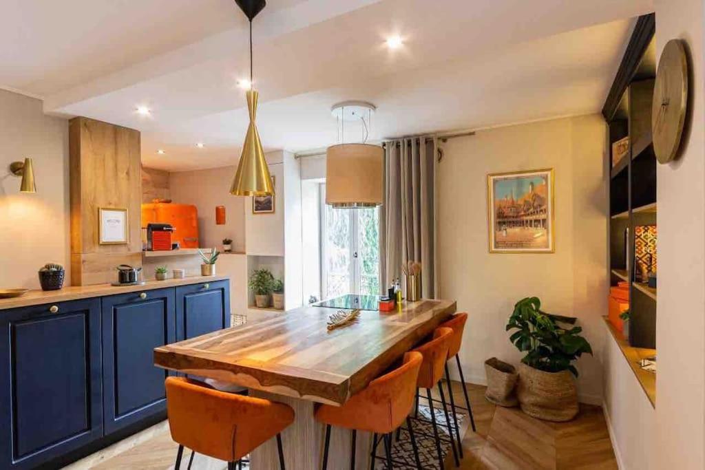 Le Loft Des Hospices : Centre/Parking/Vueriviere Apartment Beaune  Bagian luar foto